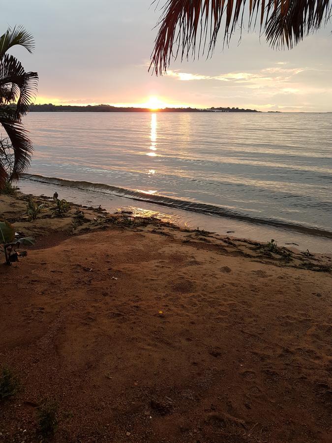 The Palms Beach Hotel And Restaurant Limited Entebbe Esterno foto